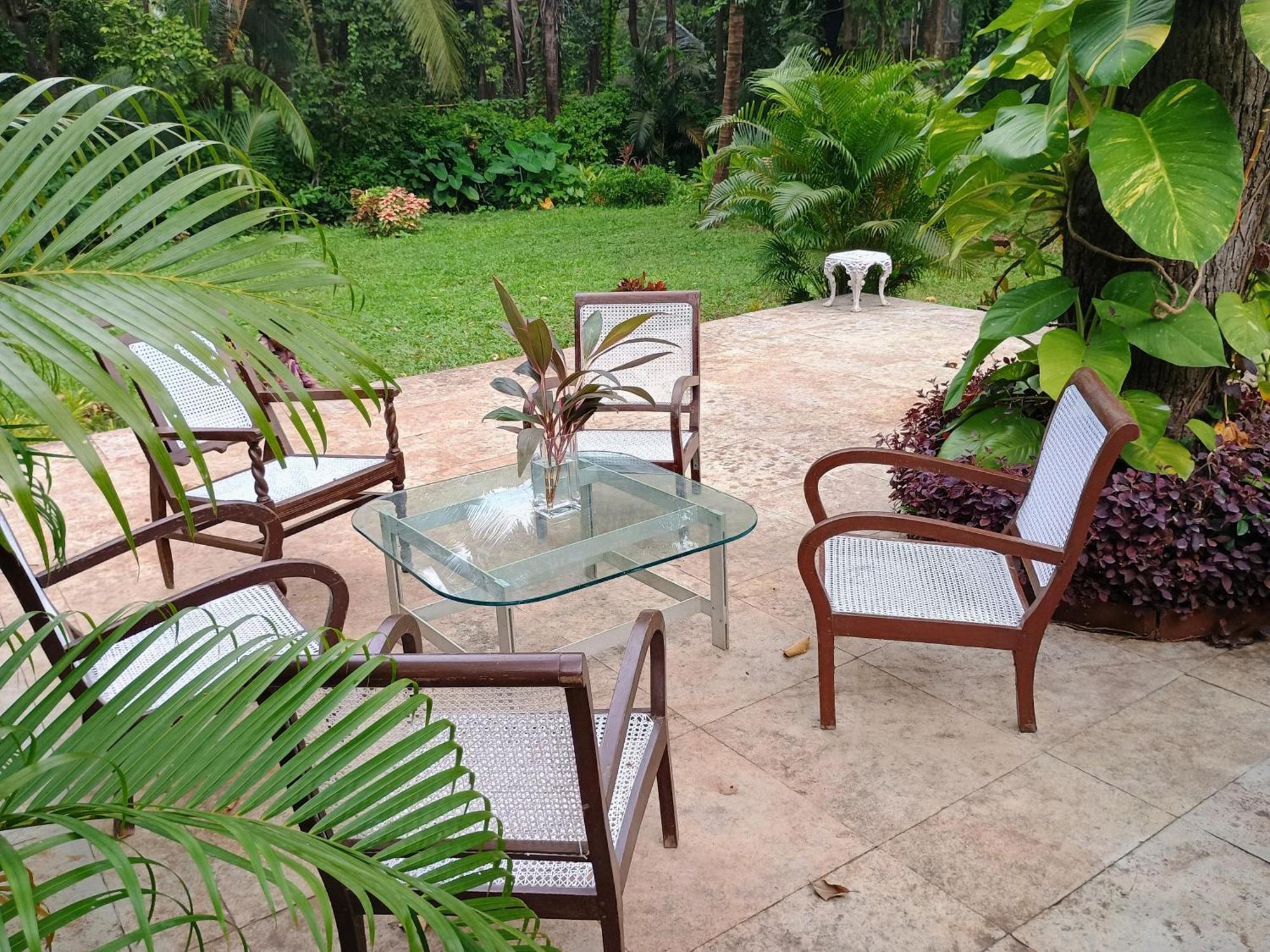 Banyan House - Luxurious 4 Bedroom Villa On One Acre, Near The Beach 나가온 외부 사진